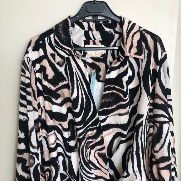 Anthropologie printed wrap dress. - Picture 12 of 14